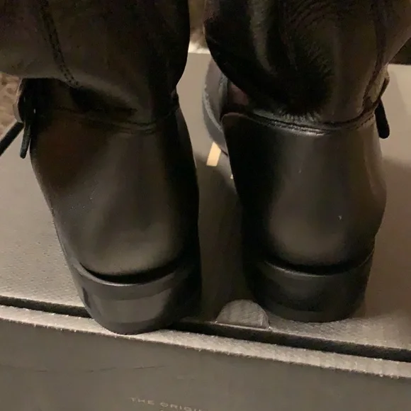 NEW- FRYE Leather Motto Boots ♥️❤️ - Picture 3 of 9